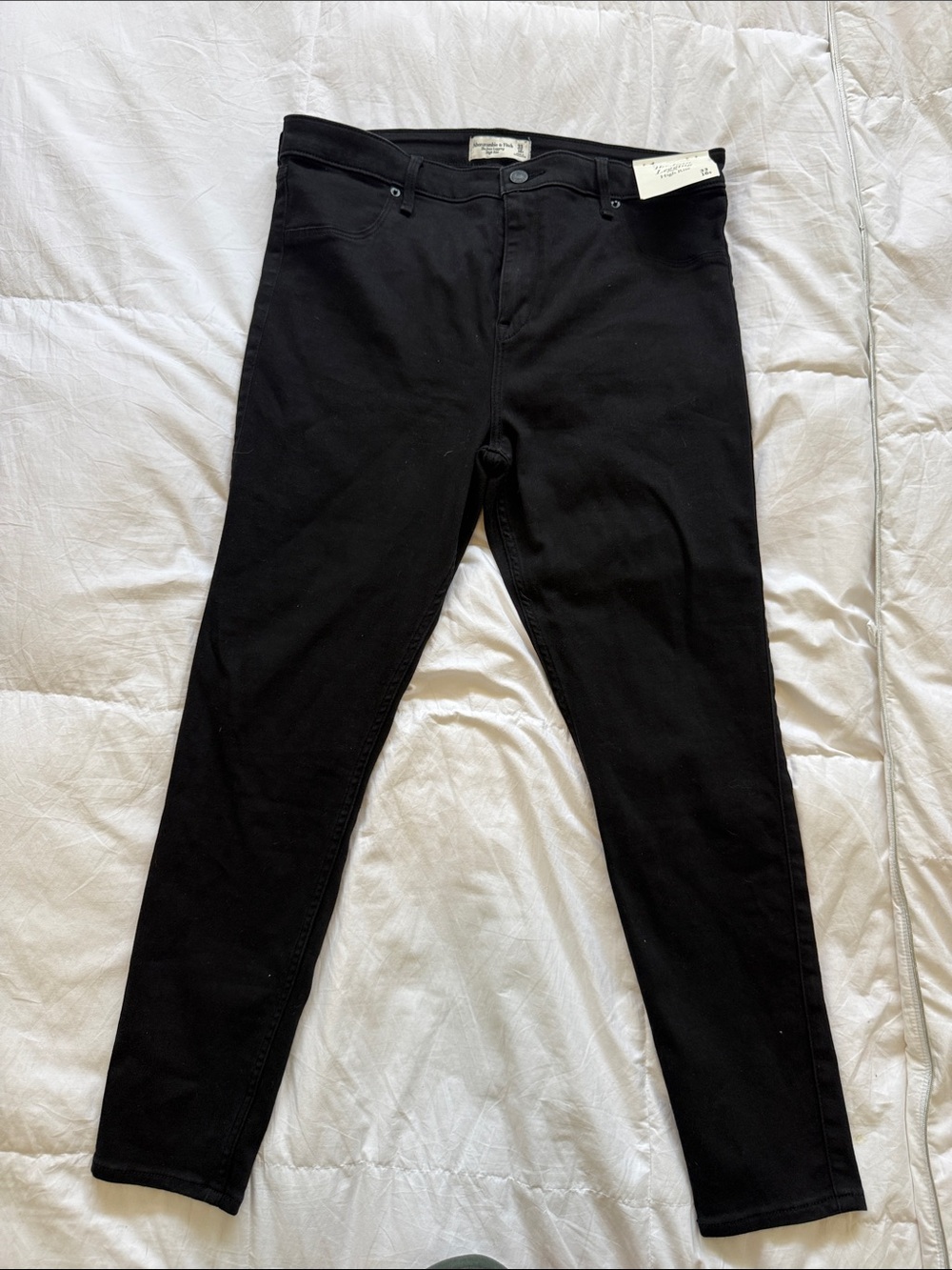 Abercrombie & Fitch Black Skinny Jeans - Women's